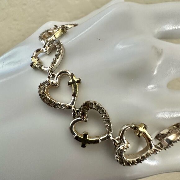 Rhinestone Heart  cross Link Bracelet - Picture 7 of 11
